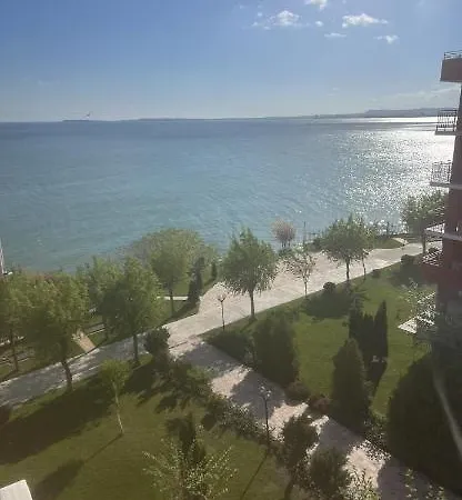 Марина Вю, Форт Нокс Sveti Vlas